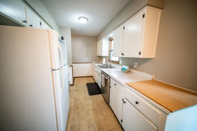 $259,000 | 605 5th Avenue Northeast, Stewartville, MN 55976