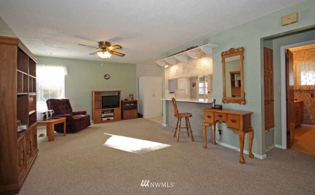 551 Index Avenue Northeast Renton, WA 98056 - Photo 9 of 9 Gallery Image 9