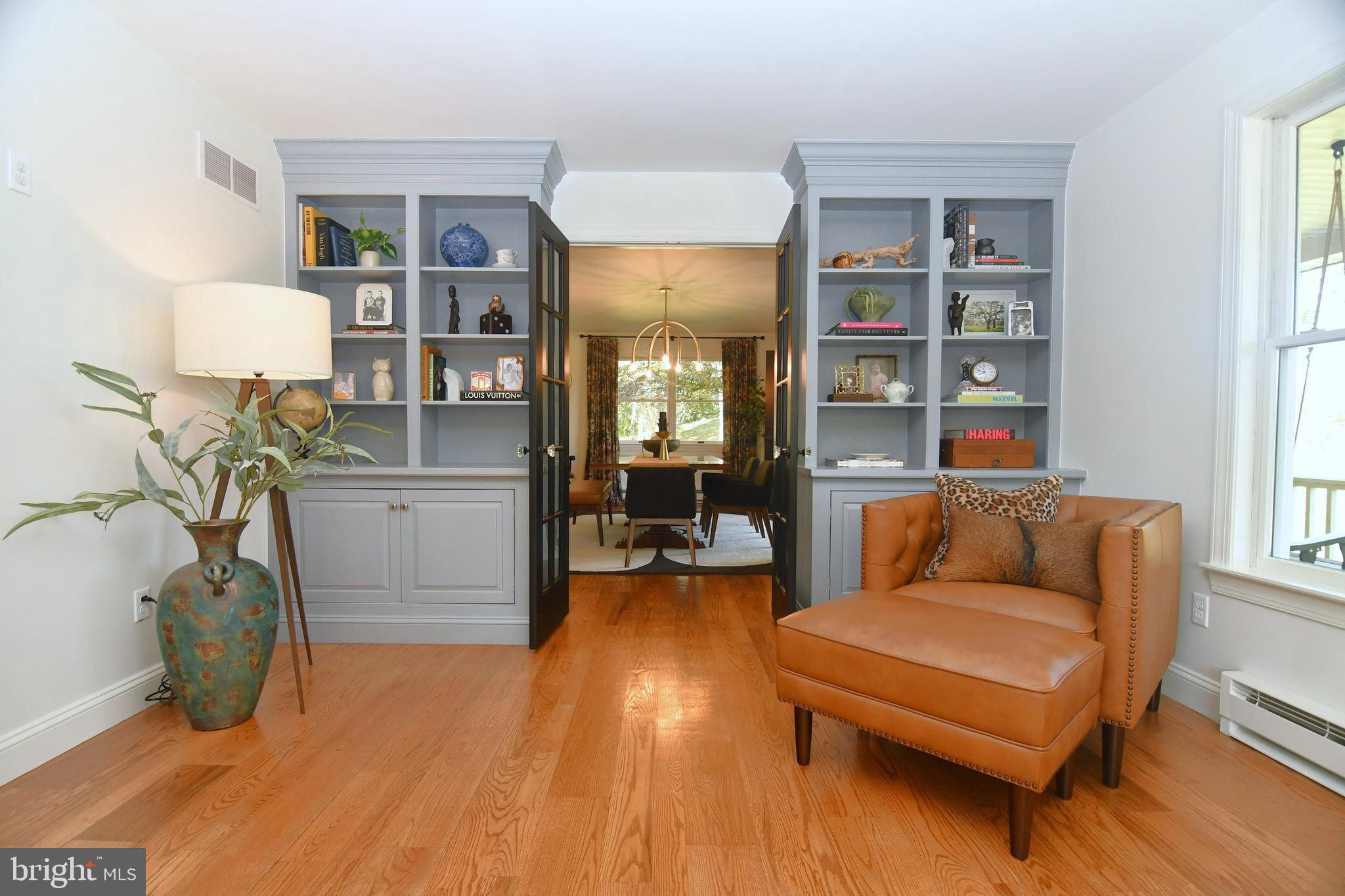 809 Old Bethlehem Road Quakertown, PA 18951 - Photo 10 of 65 Gorgeous Built-In Bookcases!