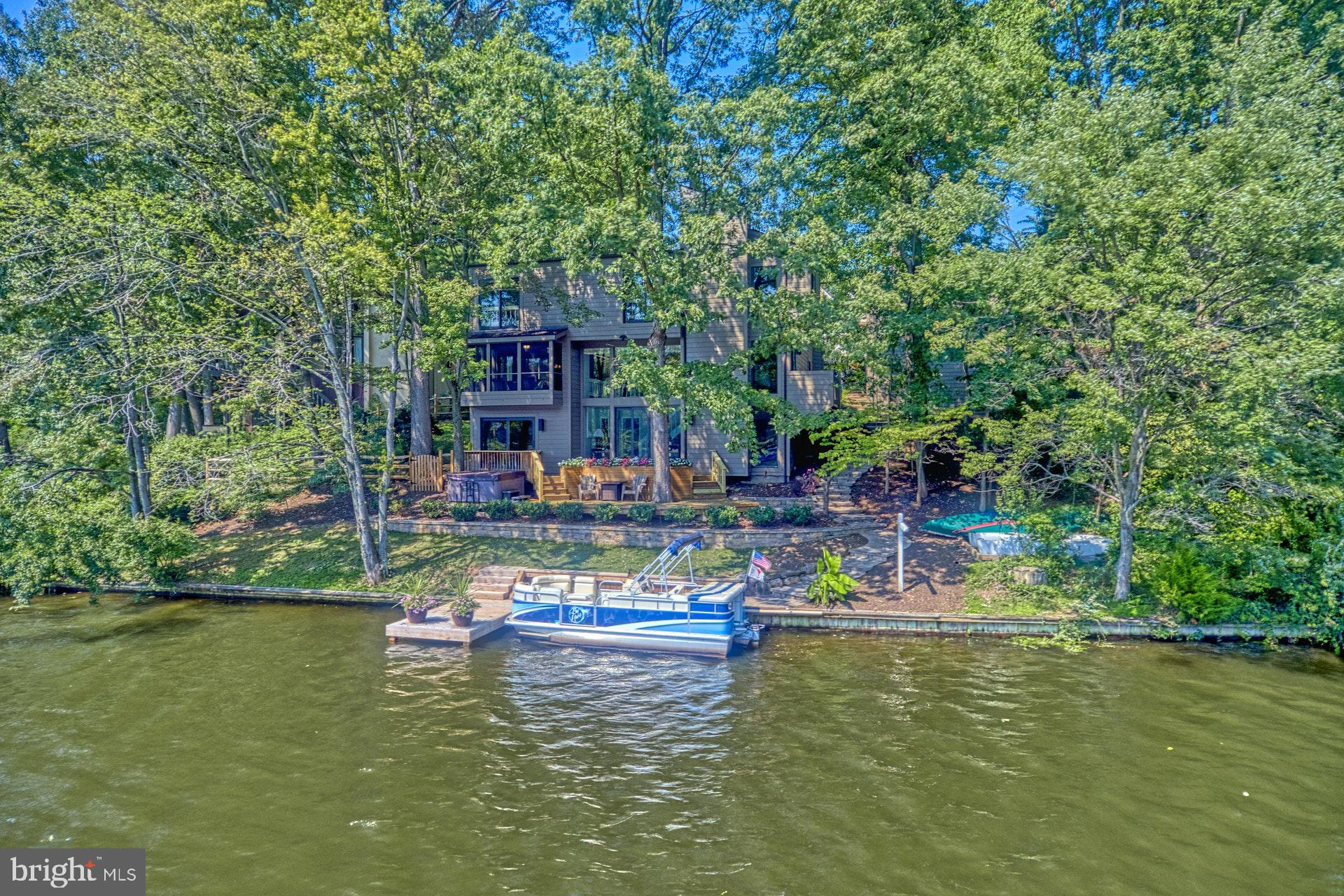 1516 Inlet Court Reston, VA 20190 - Photo 1 of 37 Life on Lake Anne!