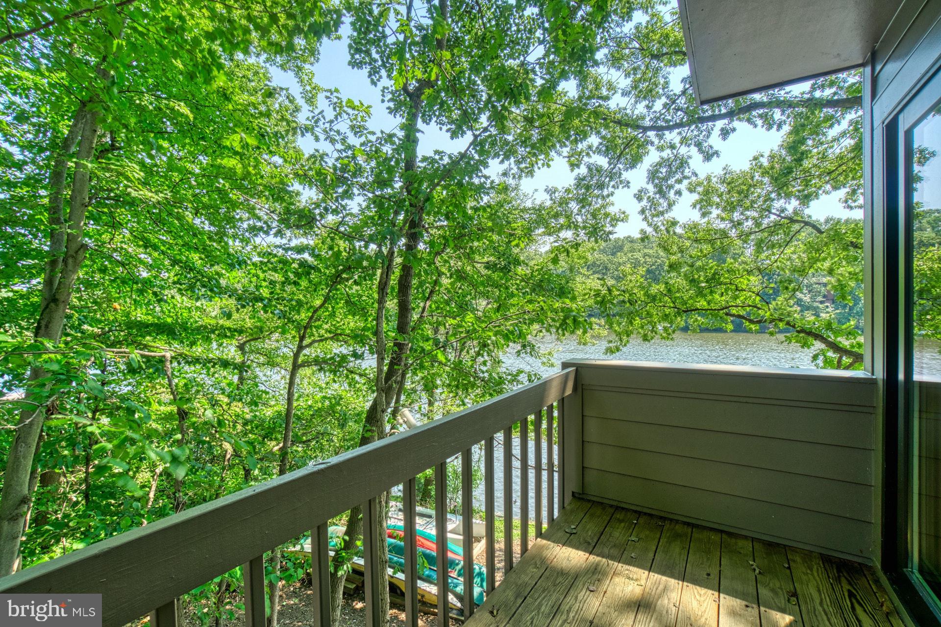 1516 Inlet Court Reston, VA 20190 - Photo 16 of 37 Deck off main level bedroom or office