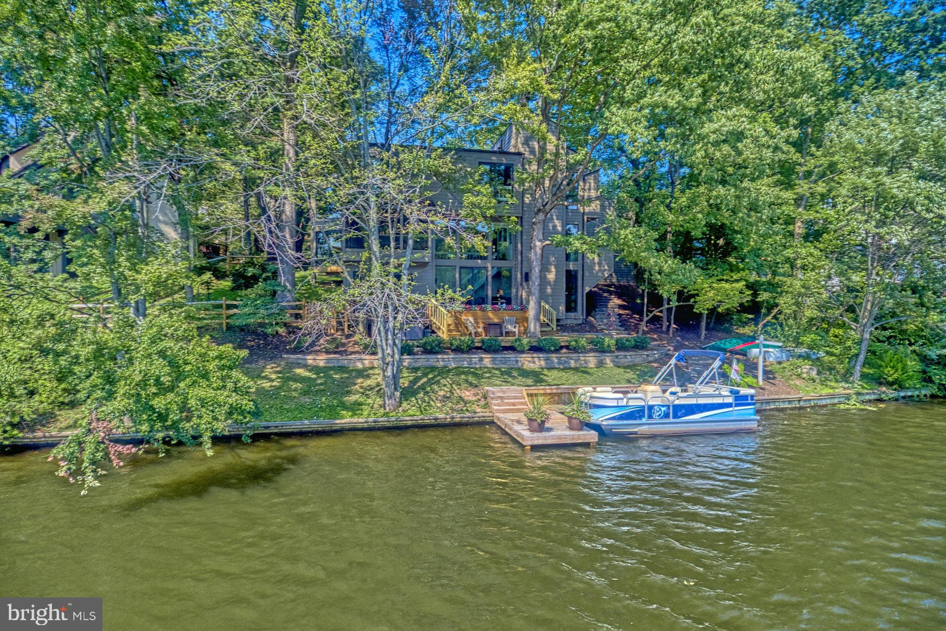 1516 Inlet Court Reston, VA 20190 - Photo 33 of 37 Life on the water is waiting for you!