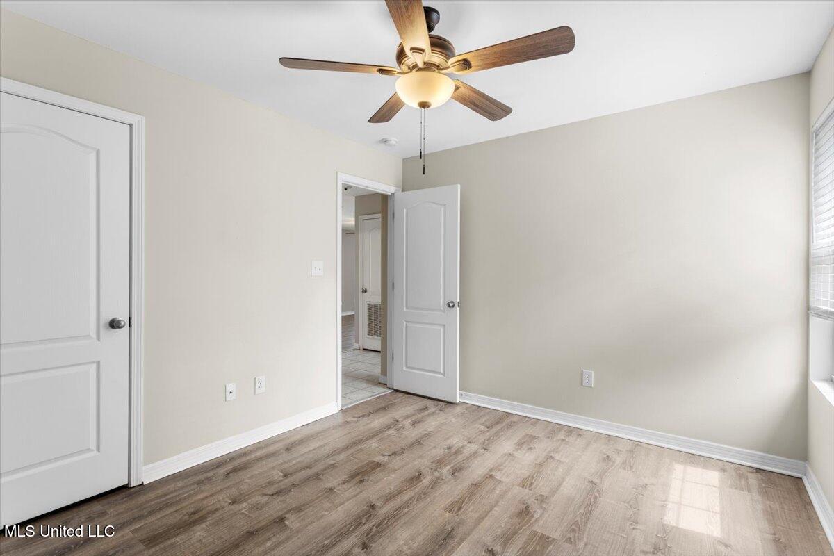 477 Tegarden Road, Unit D Gulfport, MS 39507 - Photo 34 of 37 28-HJ0A1699