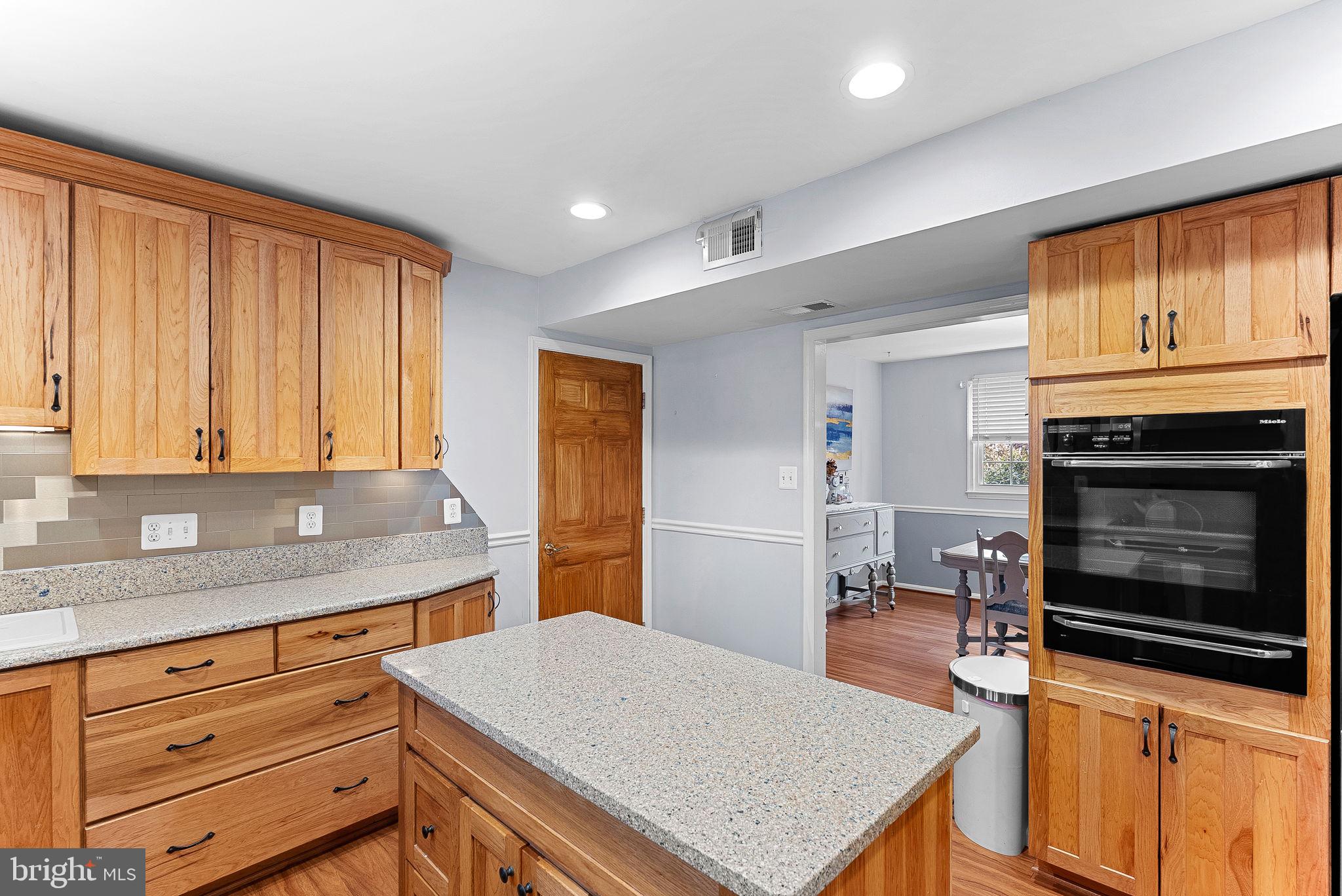 7306 Reservation Drive Springfield, VA 22153 - Photo 16 of 56