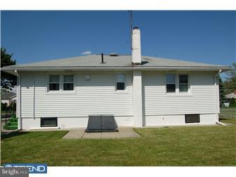 69 Eaton Road Pennsville, NJ 08070 - Photo 10 of 11 Exterior Back