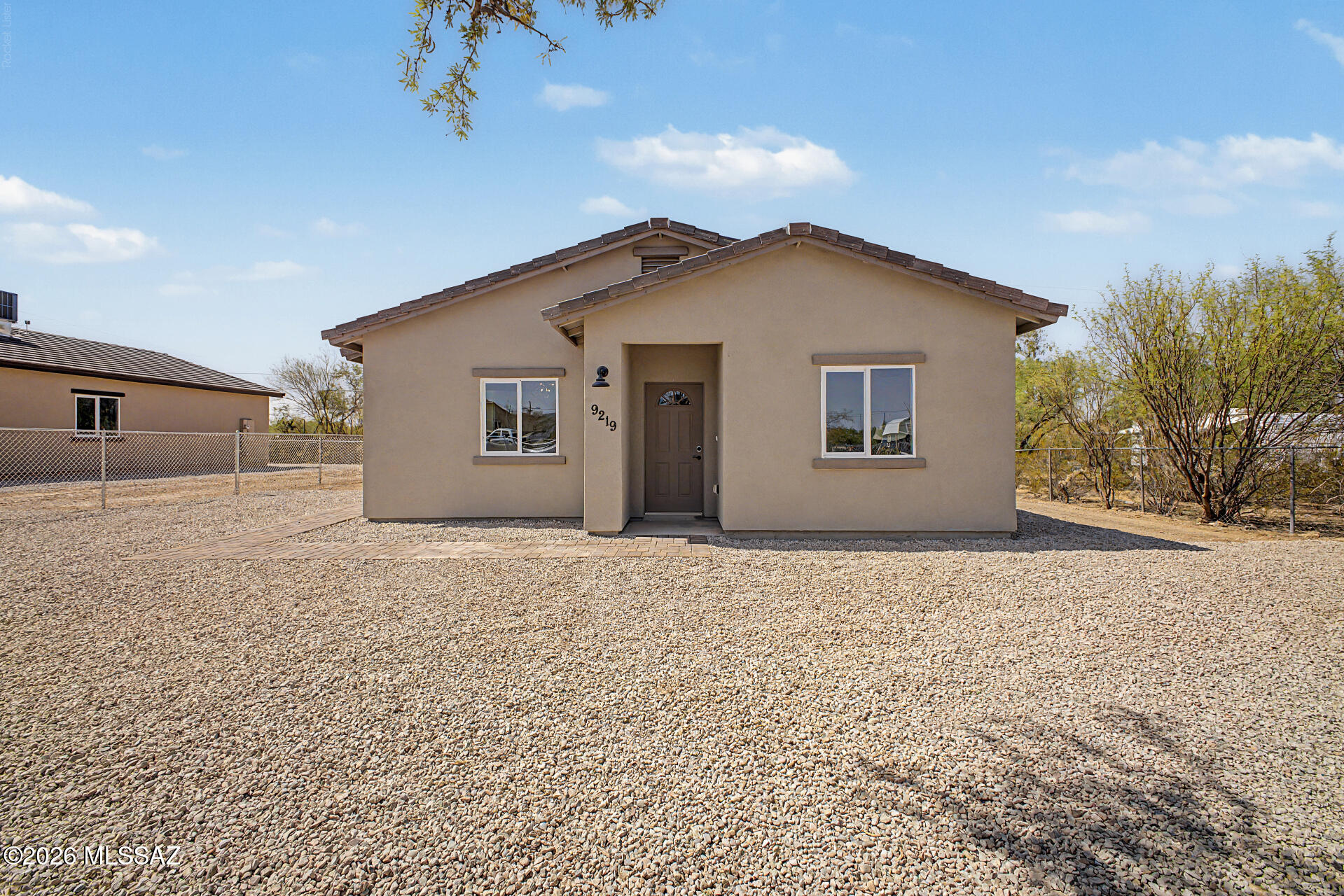 9219 West Floyd Street Tucson, AZ 85735 - Photo 2 of 29 02 - floyd