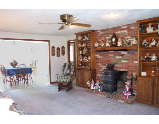 45 Teresa Road Hopkinton, MA 01748 - Photo 5 of 13 Gallery Image 5