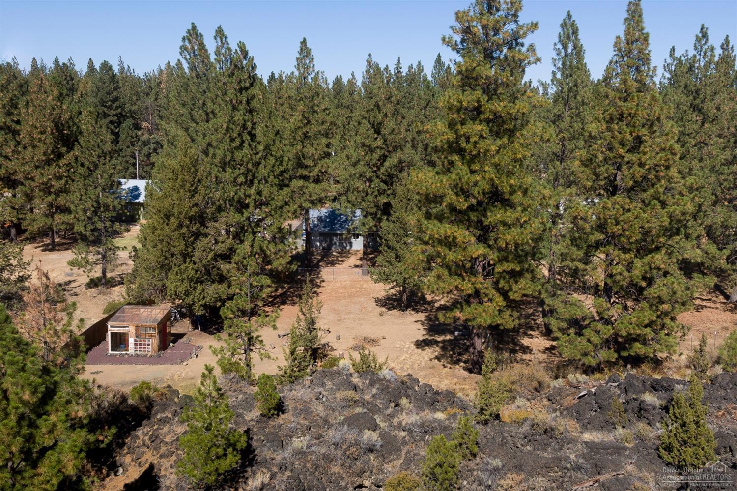 19245 Cherokee Road Bend, OR 97702 - Photo 20 of 23 Additional Photo