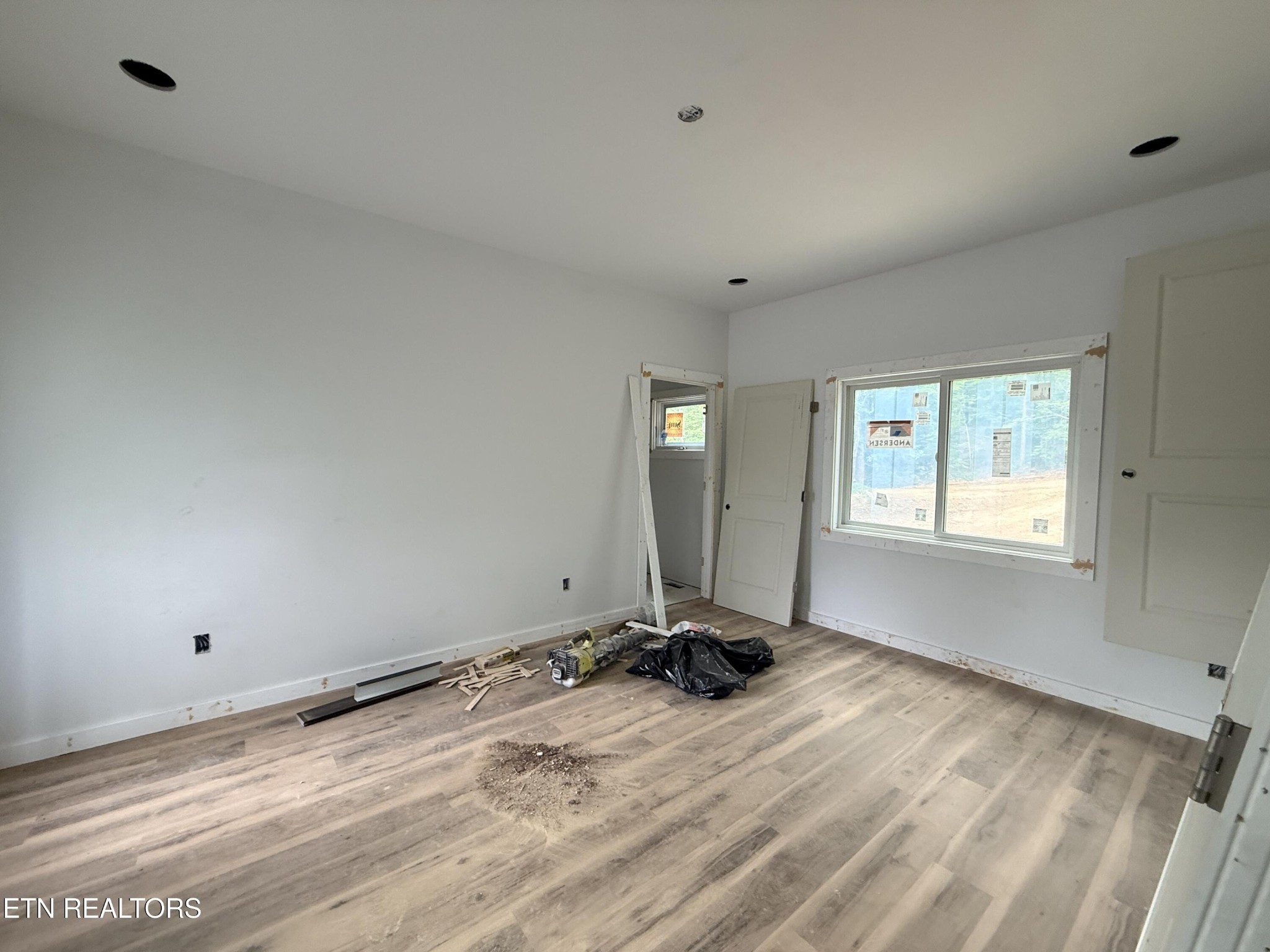 985 Joe Ridge Road Celina, TN 38551 - Photo 7 of 20