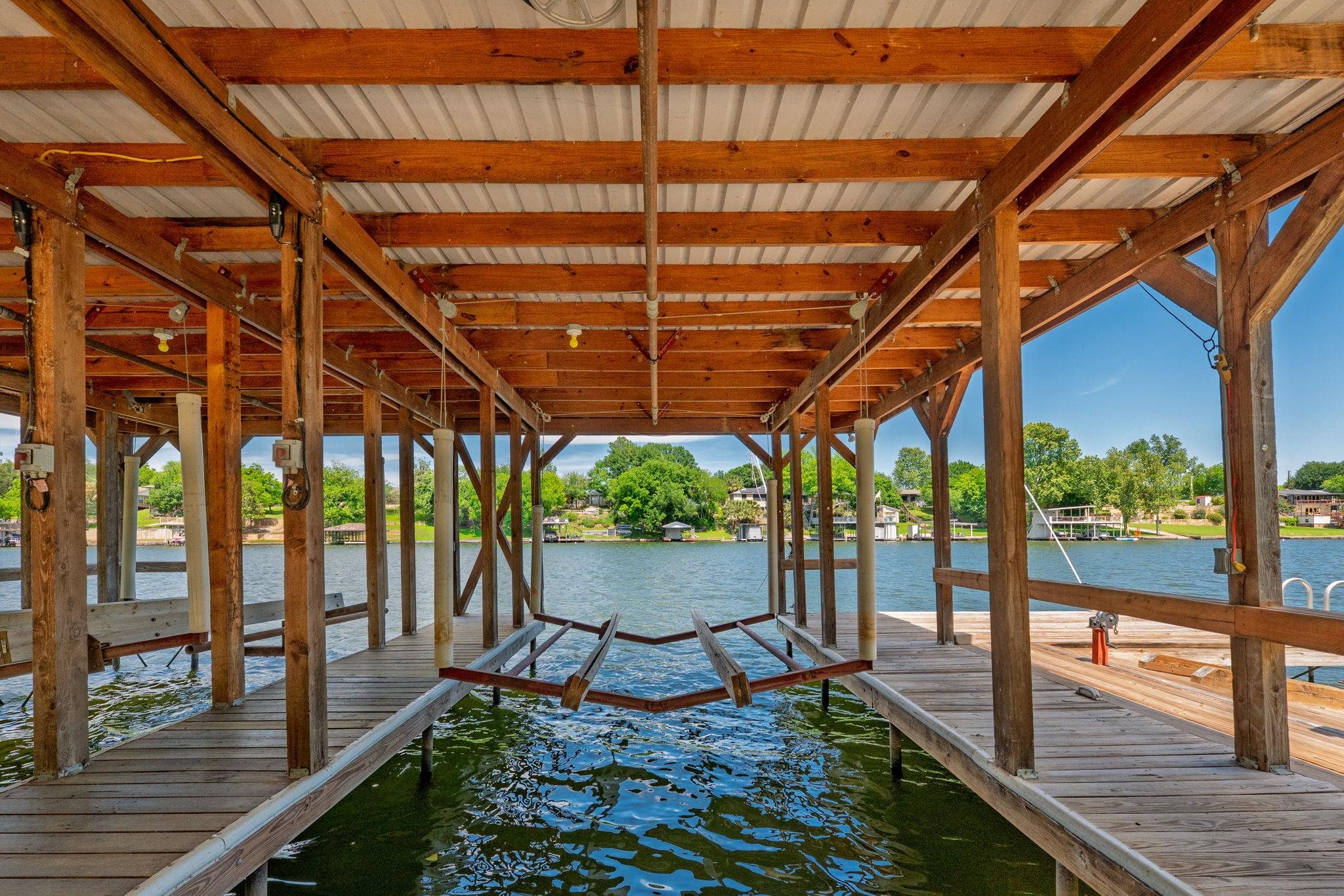 208 Riverside Drive Kingsland, TX 78639 - Photo 13 of 39
