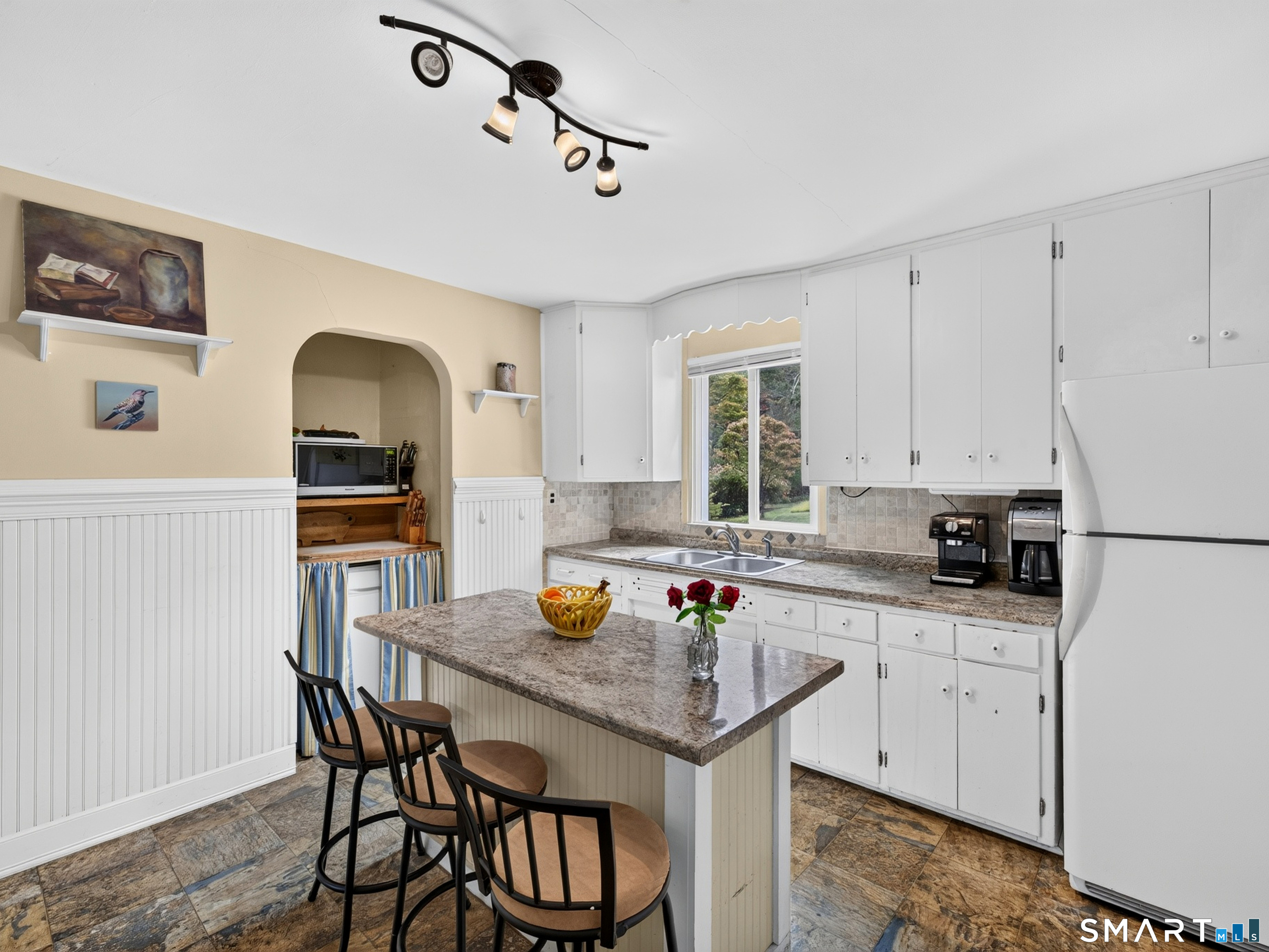 45 Lathrop Road Waterford, CT 06375 - Photo 24 of 40 Gallery Image 24