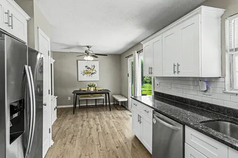 $399,900 | 2723 Highway 12 North, Chapmansboro, TN 37035