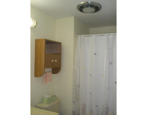301 D Ridgefield Circle, Unit D Clinton, MA 01510 - Photo 10 of 12 Gallery Image 10