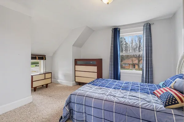 $159,900 | 709 Griswold Street, Jackson, MI 49203