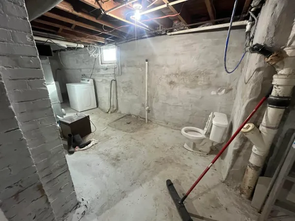 $169,900 | 709 Griswold Street, Jackson, MI 49203