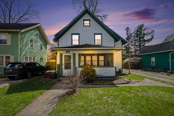 $159,900 | 709 Griswold Street, Jackson, MI 49203