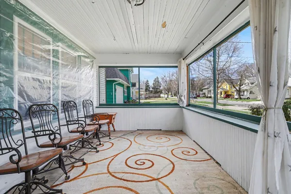 $159,900 | 709 Griswold Street, Jackson, MI 49203