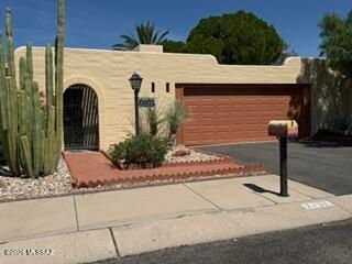 $284,900 | 7127 East Calle Arturo, Tucson, AZ 85710