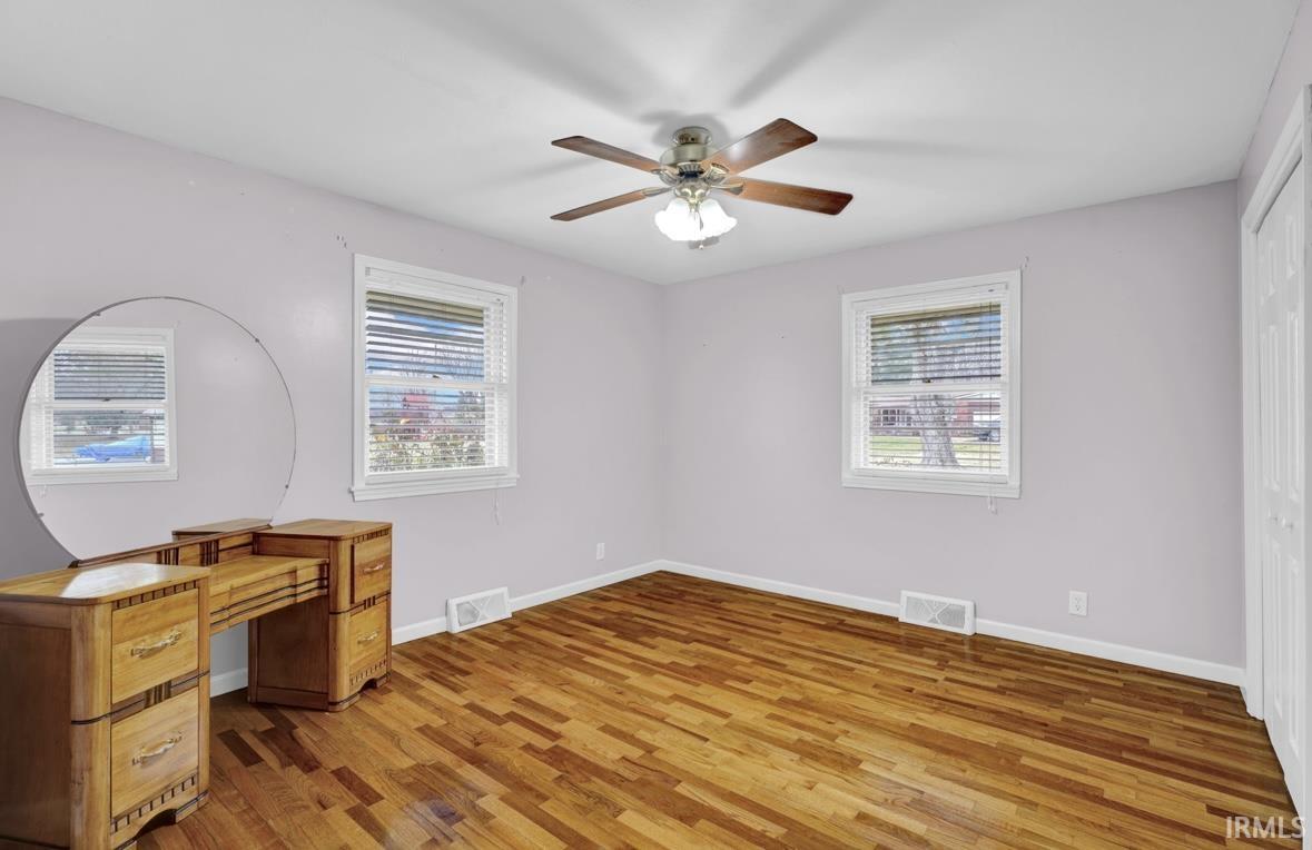 218 Pine Street Vincennes, IN 47591 - Photo 11 of 31