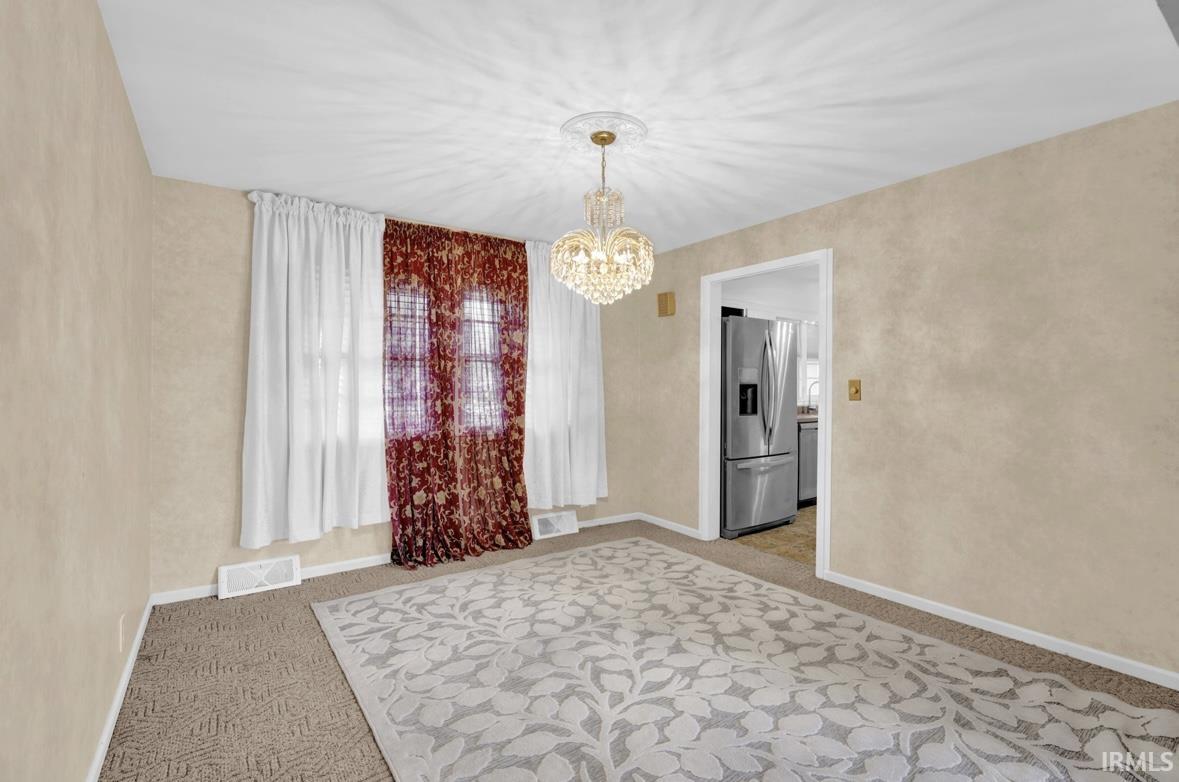 218 Pine Street Vincennes, IN 47591 - Photo 7 of 31