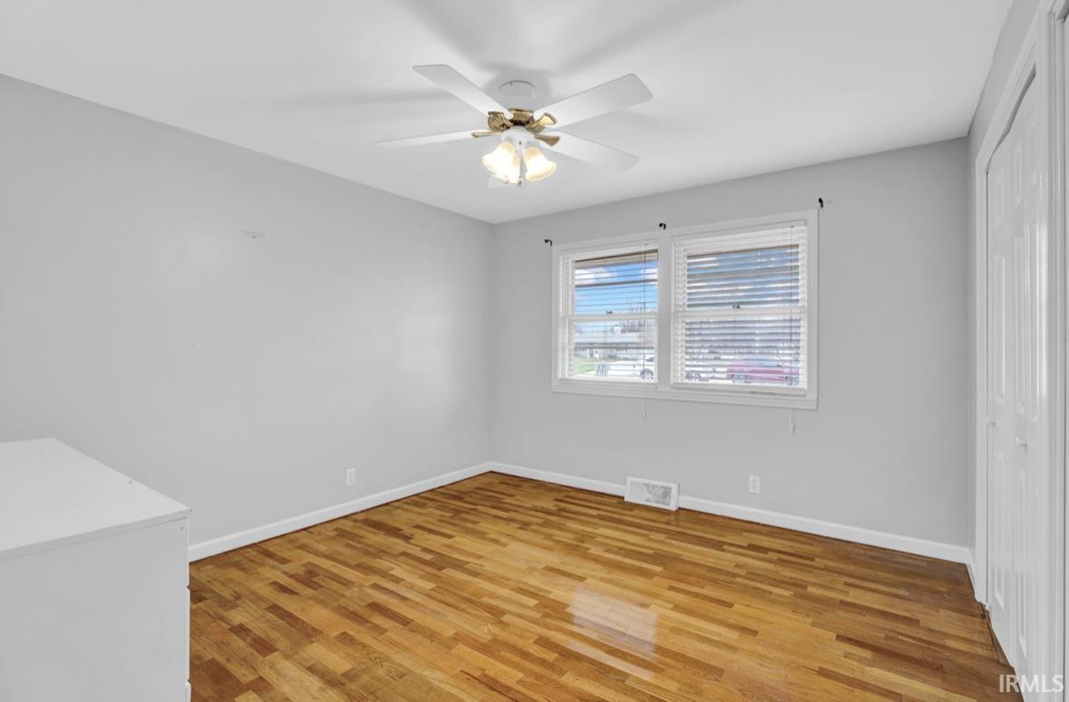 218 Pine Street Vincennes, IN 47591 - Photo 9 of 31