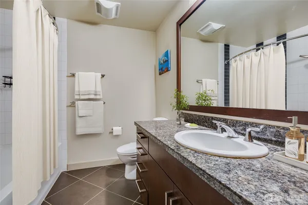 $2,800 | 900 Lenora Street, Unit W703, Seattle, WA 98121