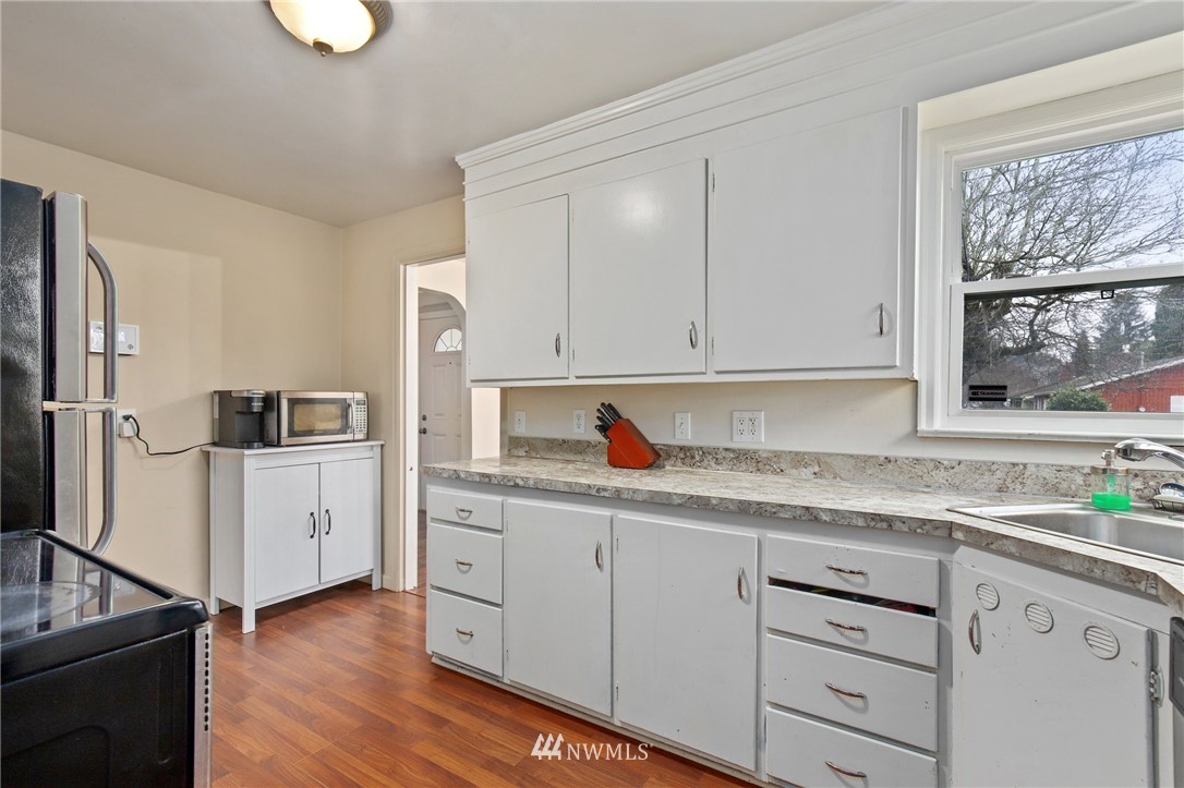21 R Street Southeast Auburn, WA 98002 - Photo 9 of 23 Gallery Image 9