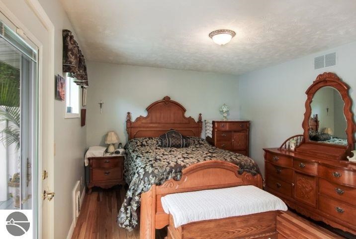 2324 Five Mile Road Traverse City, MI 49686 - Photo 21 of 47 1873331-20.JPG