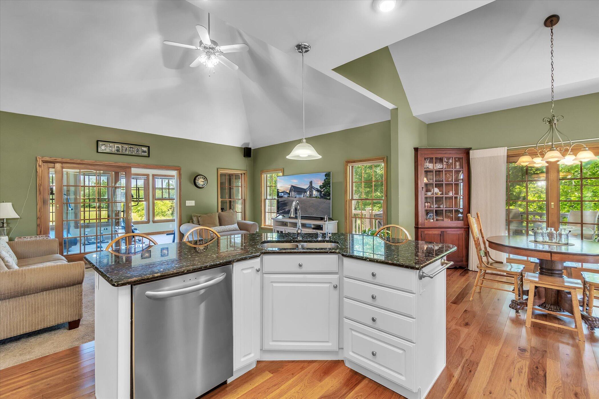 1295 North Portage Road Jackson, MI 49201 - Photo 16 of 57 19-1295-N-Portage-Rd-WindowStill-Real-Es