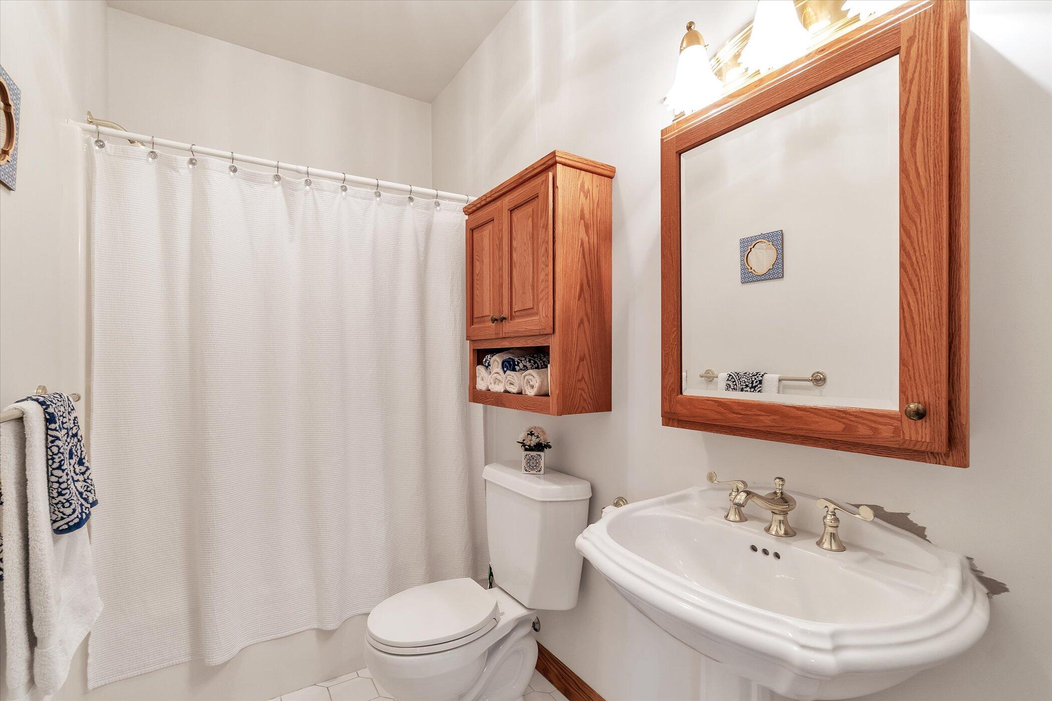 1295 North Portage Road Jackson, MI 49201 - Photo 29 of 57 32-1295-N-Portage-Rd-WindowStill-Real-Es