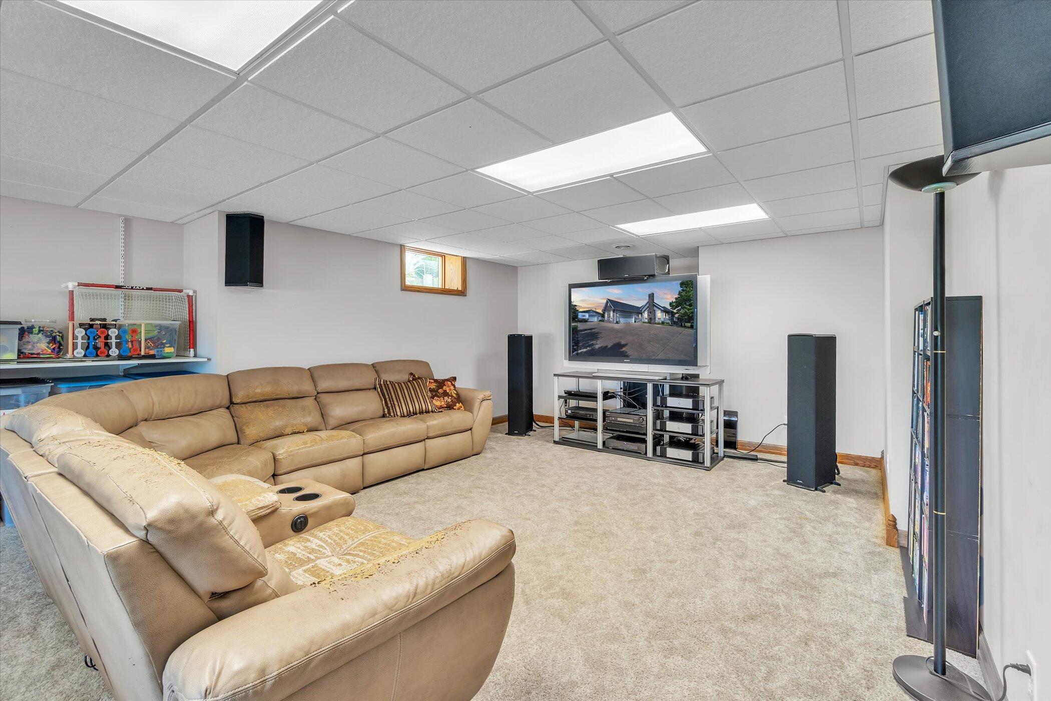 1295 North Portage Road Jackson, MI 49201 - Photo 33 of 57 39-1295-N-Portage-Rd-WindowStill-Real-Es