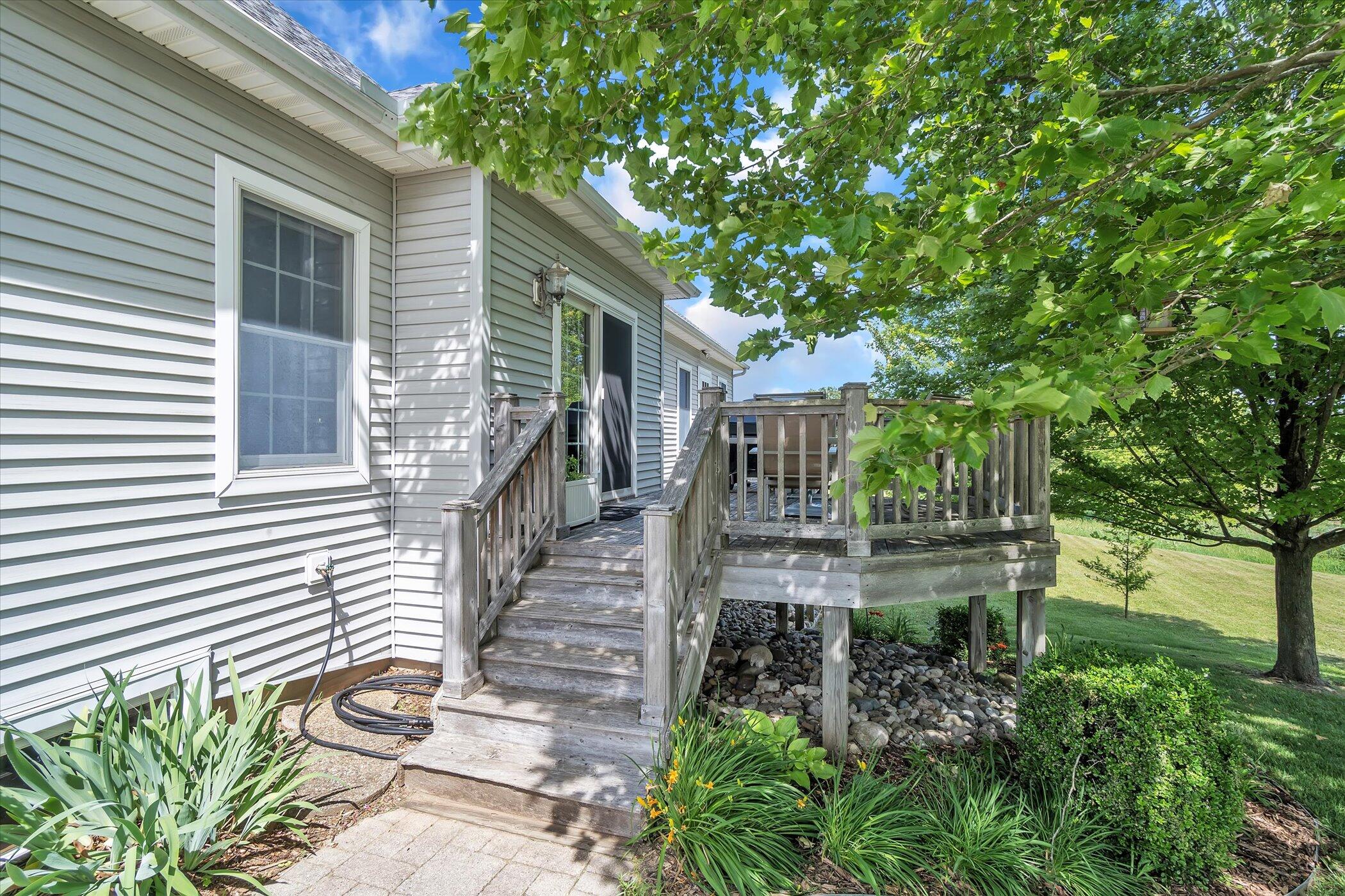 1295 North Portage Road Jackson, MI 49201 - Photo 45 of 57 48-1295-N-Portage-Rd-WindowStill-Real-Es