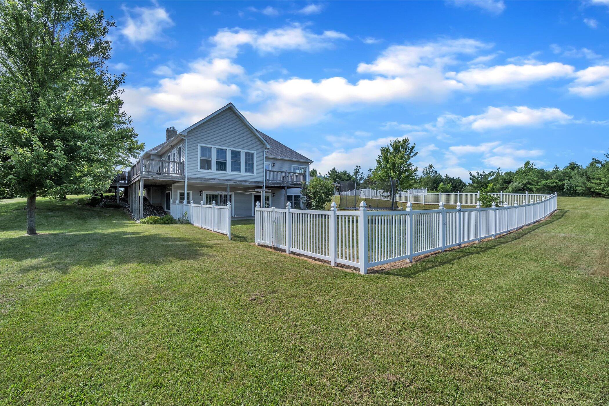 1295 North Portage Road Jackson, MI 49201 - Photo 54 of 57 52-1295-N-Portage-Rd-WindowStill-Real-Es