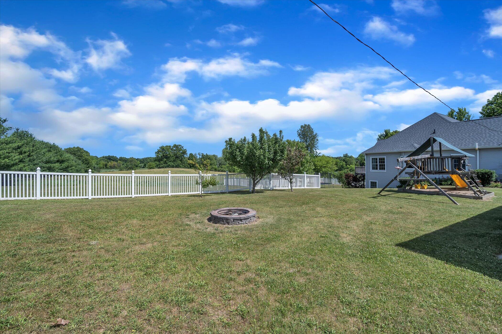 1295 North Portage Road Jackson, MI 49201 - Photo 57 of 57 46-1295-N-Portage-Rd-WindowStill-Real-Es