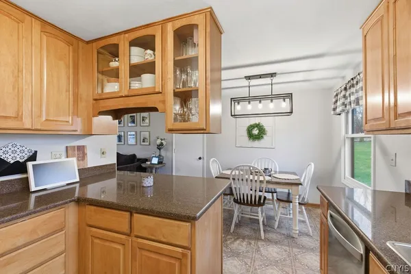 $249,900 | 8442 Transit Lane, Clay, NY 13027