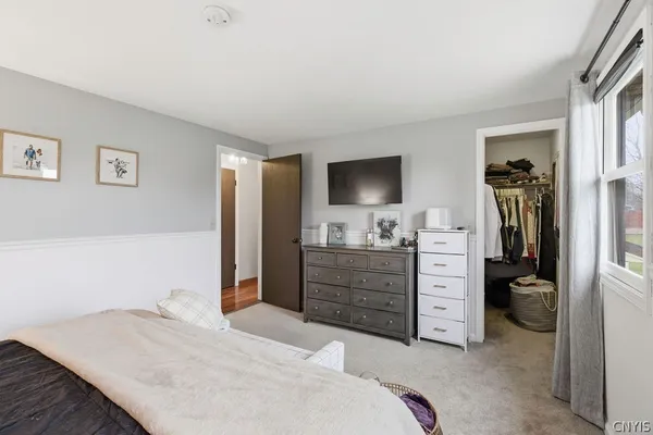 $249,900 | 8442 Transit Lane, Clay, NY 13027