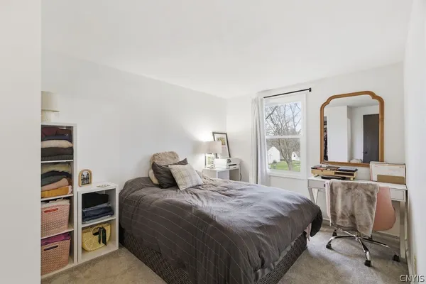 $249,900 | 8442 Transit Lane, Clay, NY 13027