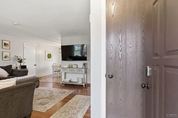 $249,900 | 8442 Transit Lane, Clay, NY 13027