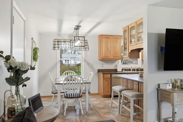 $249,900 | 8442 Transit Lane, Clay, NY 13027