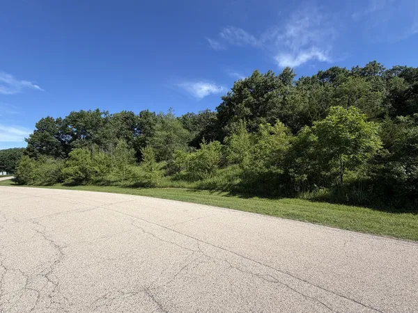 $65,000 | Lot 27 Ridgefield Road, Crystal Lake, IL 60012