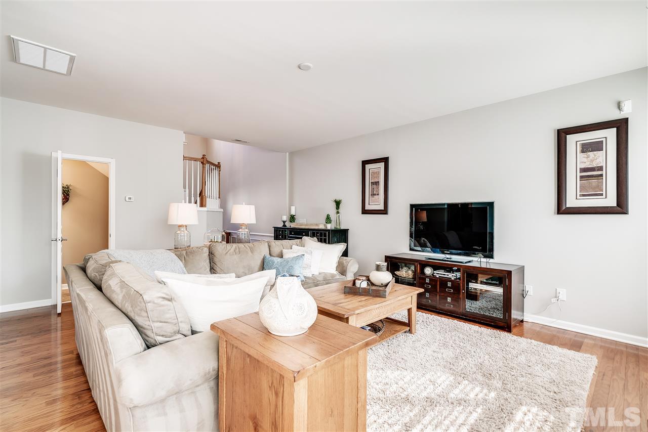 8317 Deckbar Place Raleigh, NC 27617 - Photo 5 of 25 Gallery Image 5
