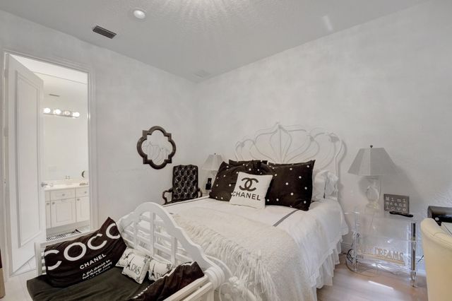 $685,000 | 16070 VÃa Monteverde, Delray Beach, FL 33446