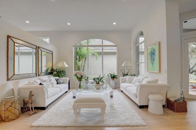 $685,000 | 16070 VÃa Monteverde, Delray Beach, FL 33446