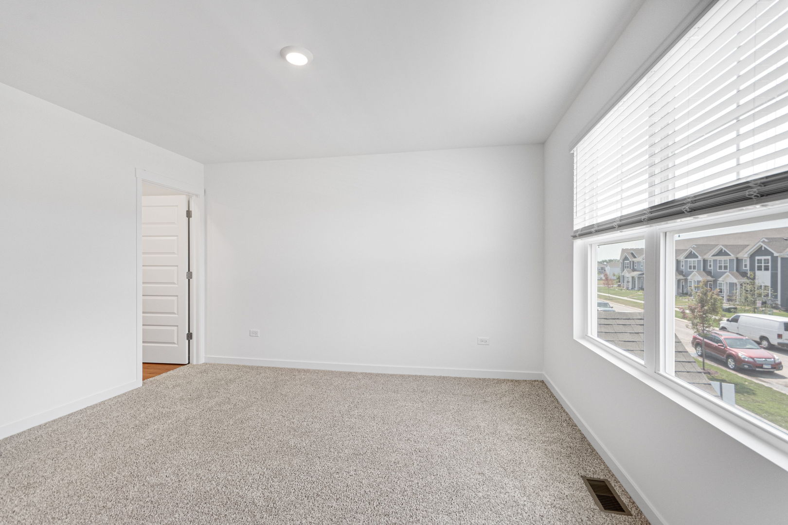2134 Bodega Road Oswego, IL 60543 - Photo 12 of 25 Gallery Image 12