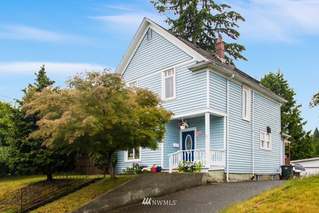 3902 High Street Everett, WA 98201 - Photo 1 of 12