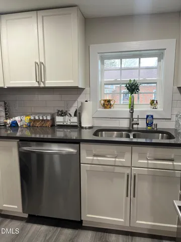 $300,000 | 805 South Main Street, Louisburg, NC 27549