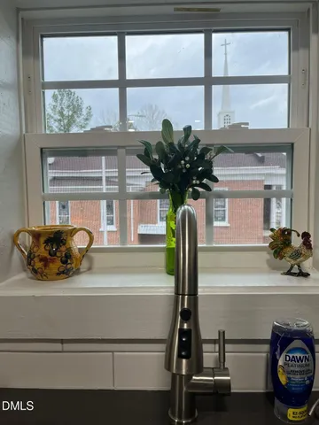 $300,000 | 805 South Main Street, Louisburg, NC 27549