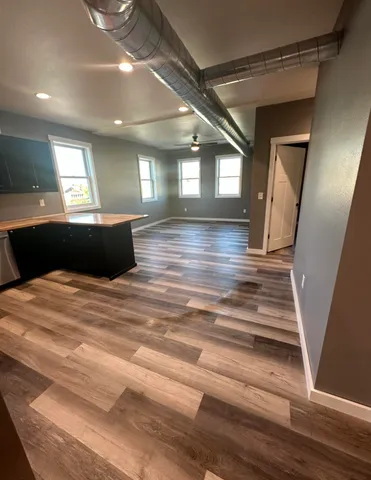 $1,950 | 1214 3rd Street South, Unit B, La Crosse, WI 54601