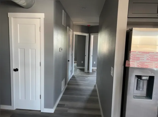 $1,950 | 1214 3rd Street South, Unit B, La Crosse, WI 54601