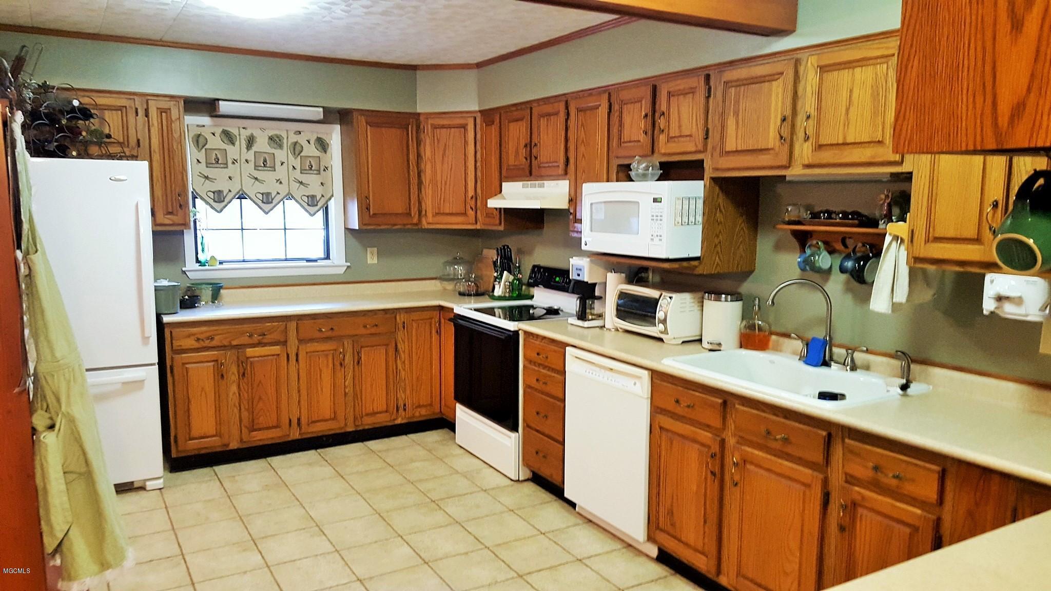 5249 Rue St Denis Gautier, MS 39553 - Photo 3 of 22 3